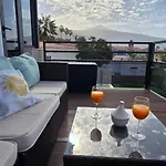 Miya Del Sol Heated Saltwater Pool Vila