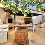 Miya Del Sol Heated Saltwater Pool * لا أوروتافا