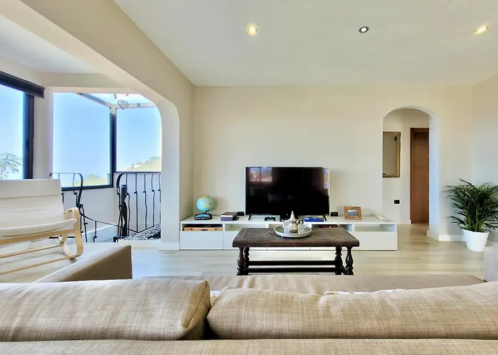 Miya Del Sol Heated Saltwater Pool Ля Оротава