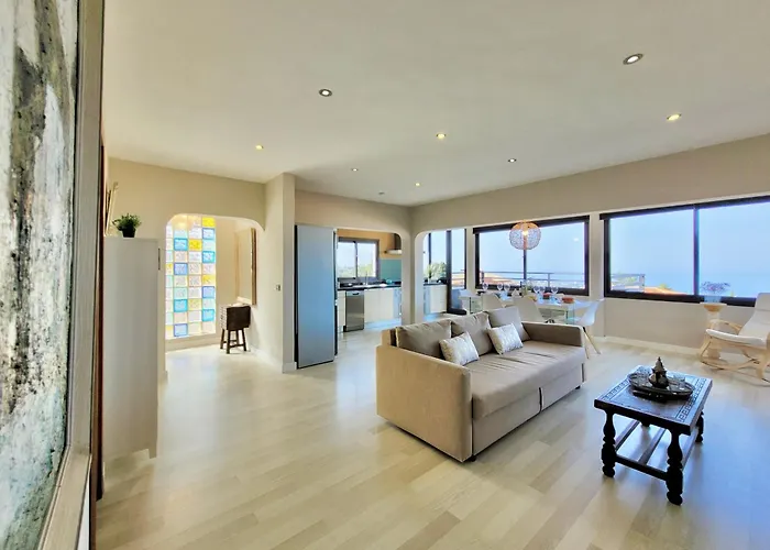 Miya Del Sol Heated Saltwater Pool Вилла