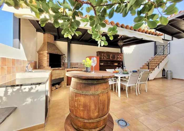 Miya Del Sol Heated Saltwater Pool * Ля Оротава