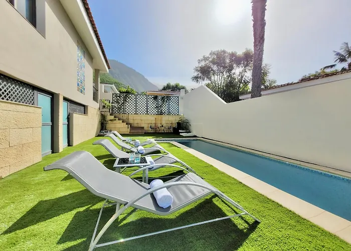 Вилла Miya Del Sol Heated Saltwater Pool *