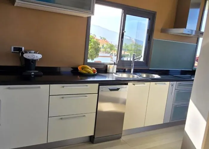 Miya Del Sol Heated Saltwater Pool * Ля Оротава